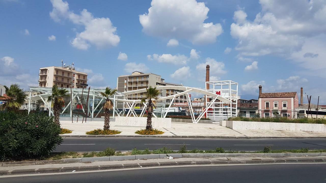 קטאניה Pada Apartment מראה חיצוני תמונה